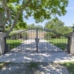 Beautiful Ranch available in Labelle